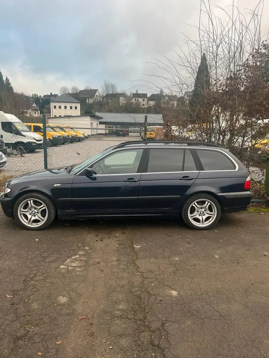 Używany BMW 325 192 KM (141 kW) 2003 Niebieski Kombi