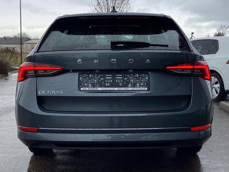 Gebraucht Skoda Octavia Style 150 PS (110 kW) 2021 Grau Kombi