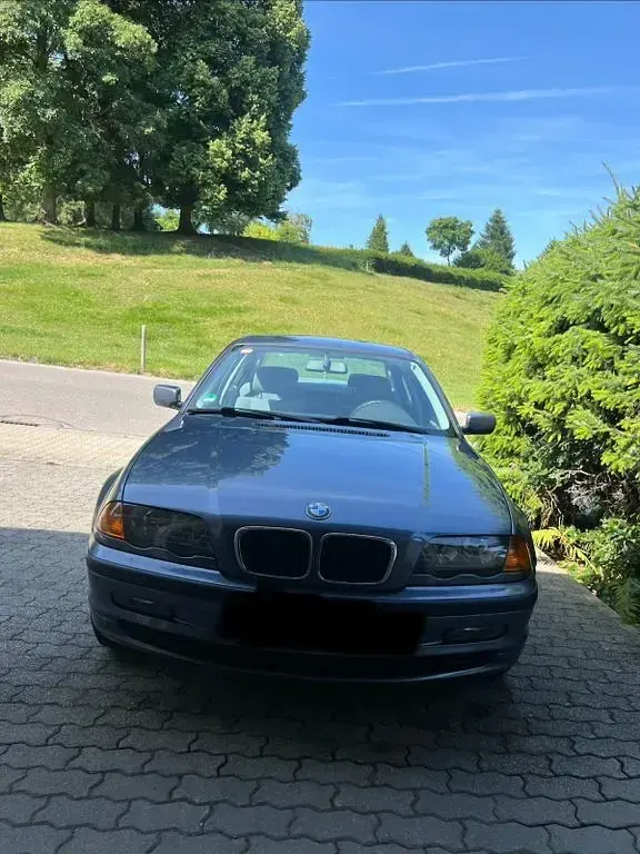 Gebraucht BMW 316 105 PS (77 kW) 1999 Blau Limousine