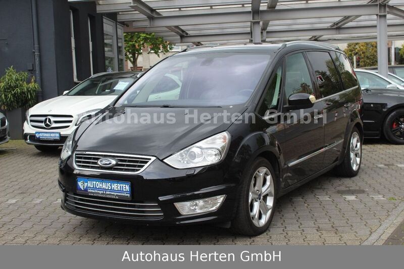 Schwarz Gebraucht 2012 Ford Galaxy Titanium Van / Kleinbus | 12.990 € - Bild 1/4