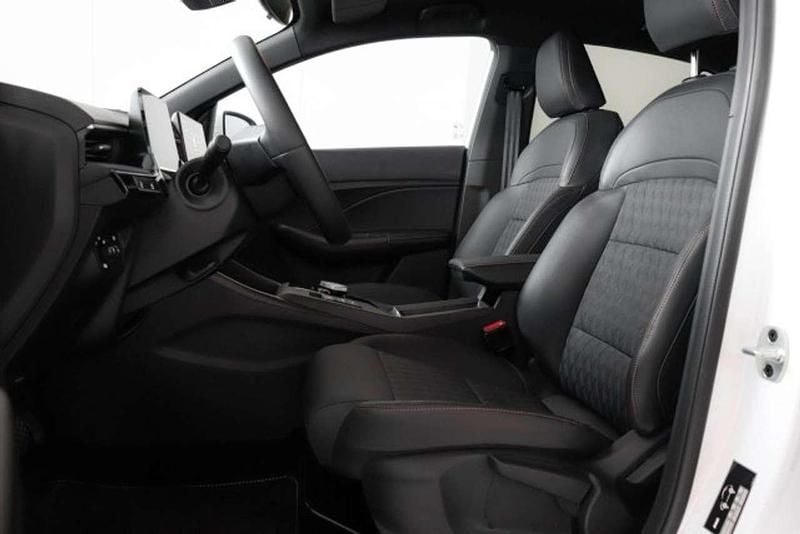 Gebraucht MG MG3 Luxury 194 PS (142 kW) 2025 Dover white (weiß) Kleinwagen