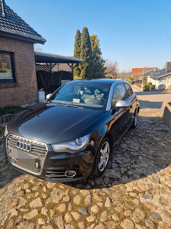 Gebraucht Audi A1 Ambition 143 PS (105 kW) 2013 Schwarz Kleinwagen