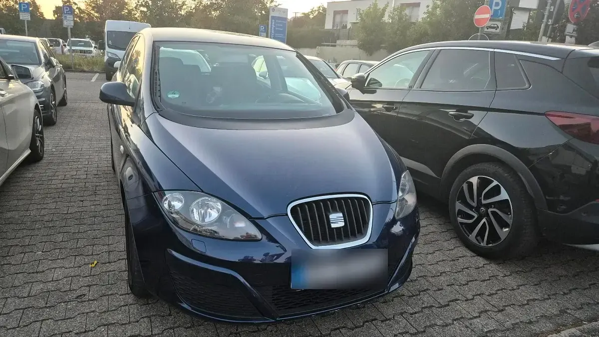 Gebraucht Seat Altea 120 PS (88 kW) 2008 Blau Kleinwagen