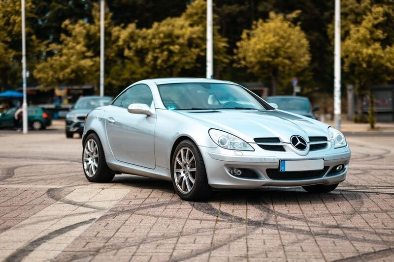 Silber Gebraucht 2005 Mercedes SLK350 Cabrio | 10.500 € (Fairer Preis) - Bild 1/4