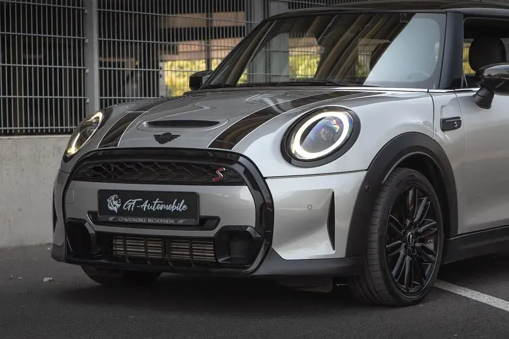 Gebraucht Mini Cooper S 178 PS (130 kW) 2023 Silber Kleinwagen