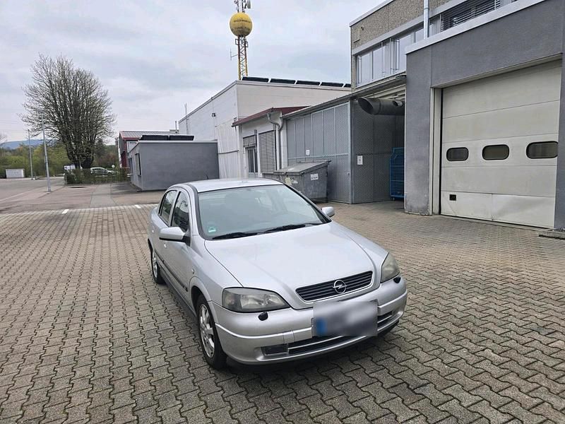 Gebraucht Opel Astra 2002 Silber Limousine