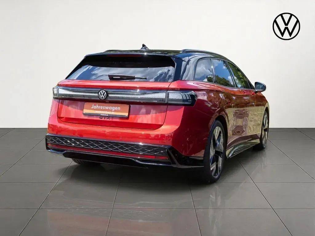 Gebraucht VW ID.7 GTX 250 kW (340 PS) 2025 Kings red metallic/schwarz Kombi