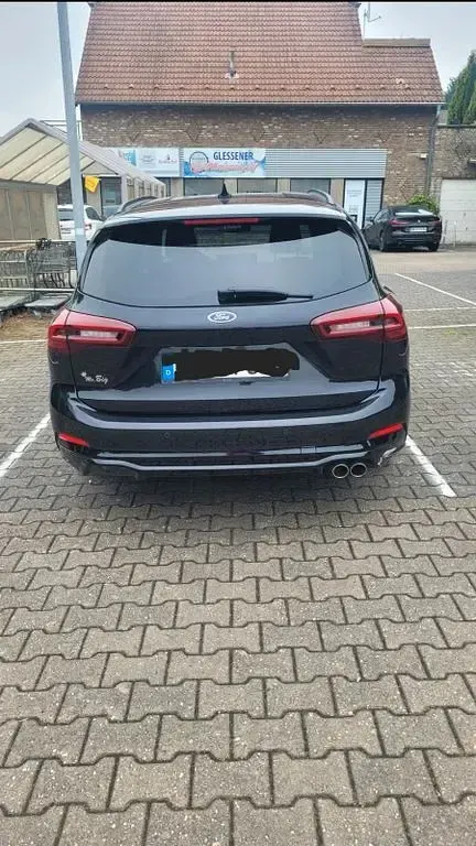Gebraucht Ford Focus ST-Line 155 PS (114 kW) 2022 Schwarz Limousine