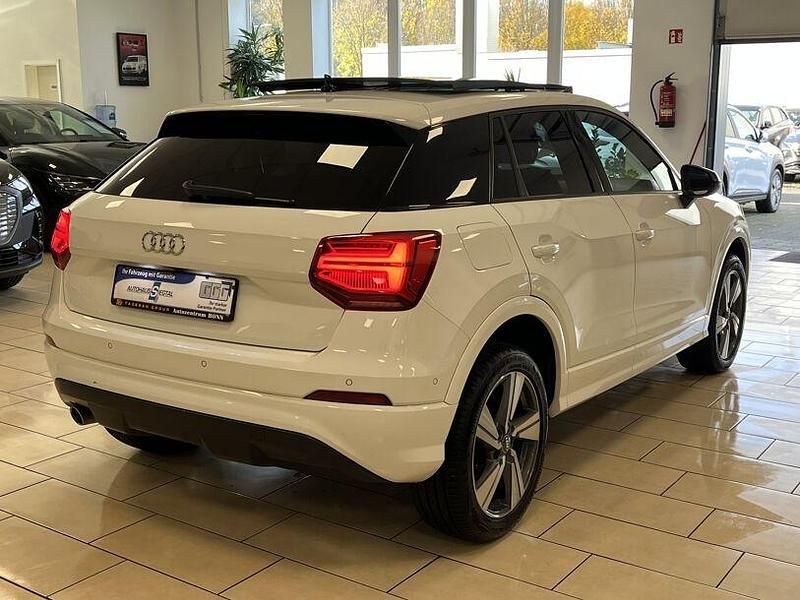 Gebraucht Audi Q2 Sport 116 PS (85 kW) 2020 Weiß SUV