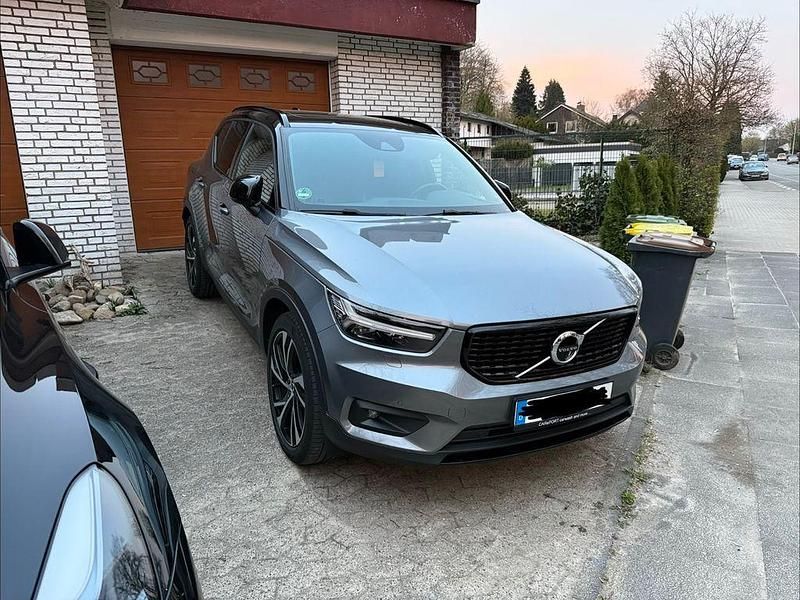 Gebraucht Volvo XC40 R-Design 190 PS (139 kW) 2018 Grau SUV