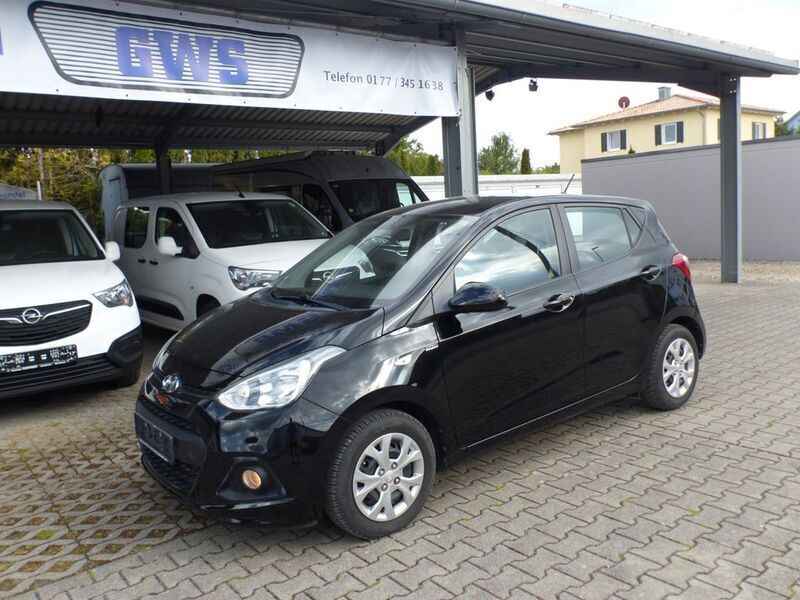 Schwarz Gebraucht 2016 Hyundai i10 Trend Kleinwagen | 7.599 € (Fairer Preis) - Bild 1/4