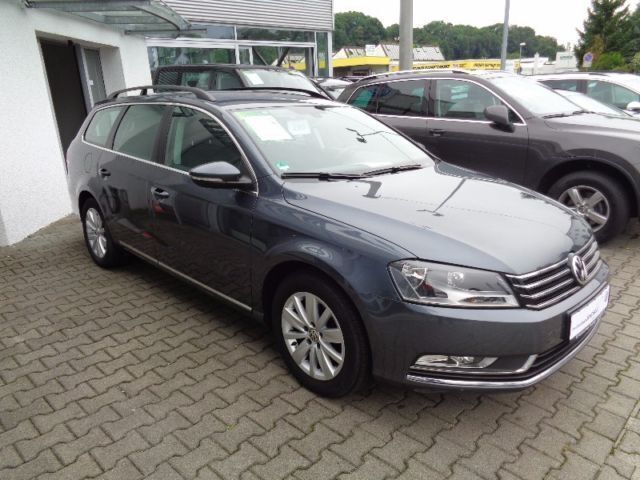 Gebraucht VW Passat Comfortline 105 PS (77 kW) 2014 Grau metallic Kombi
