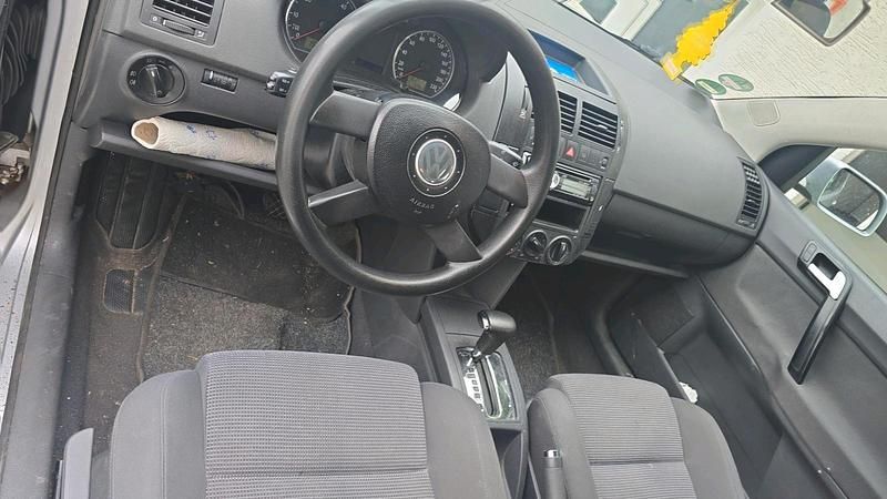Gebraucht VW Polo 100 PS (73 kW) 2003 Silber Kleinwagen