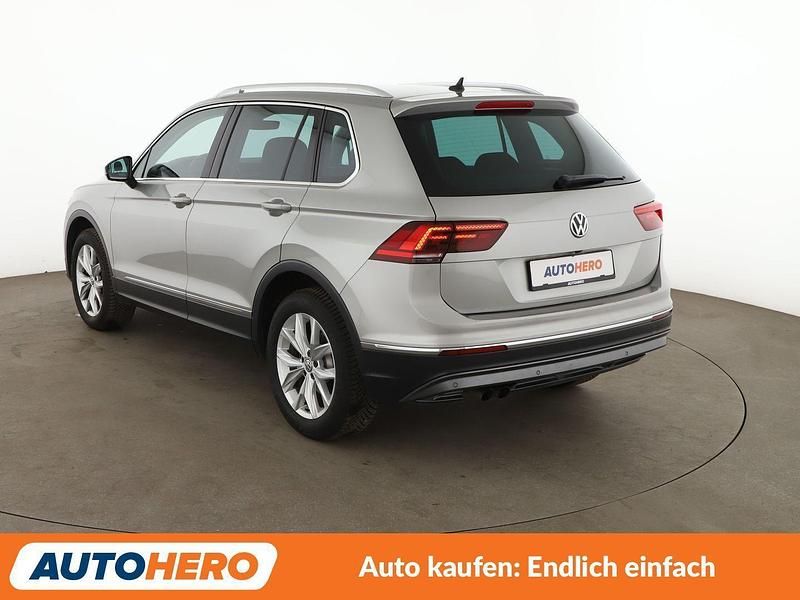 Gebraucht VW Tiguan Highline 179 PS (131 kW) 2016 Grau SUV