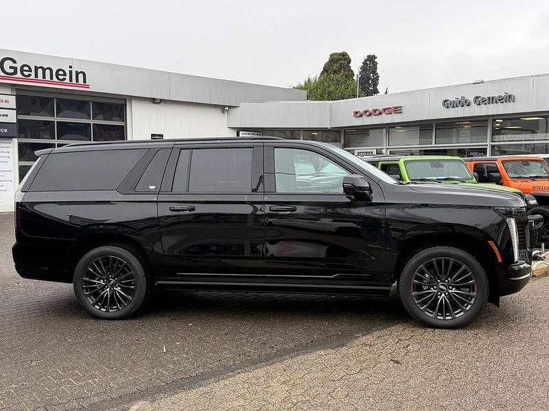 Neu Cadillac Escalade 426 PS (313 kW) 2026 Black raven SUV