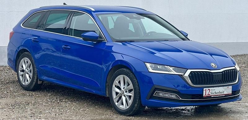 Gebraucht Skoda Octavia 150 PS (110 kW) 2020 Modra energy/energy blue Kombi