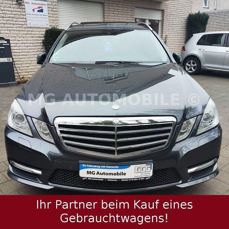 Gebraucht Mercedes E500 AMG 408 PS (300 kW) 2011 Grau Kombi