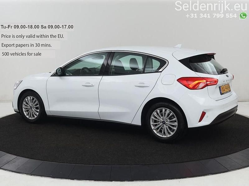 Gebraucht Ford Focus Titanium 125 PS (91 kW) 2019 Weiß Limousine