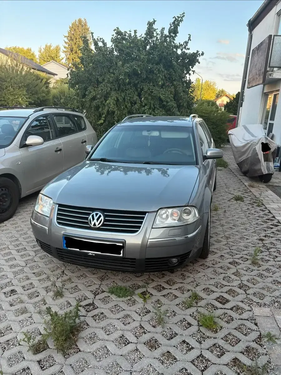 Gebraucht VW Passat 131 PS (96 kW) 2002 Grau Kombi