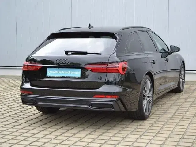 Używany Audi A6 S-Line 204 KM (150 kW) 2022 Czarny Kombi