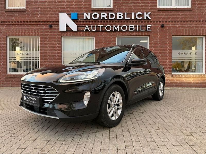 Schwarz Gebraucht 2022 Ford Kuga Titanium SUV | 16.290 € (Fairer Preis) - Bild 1/4