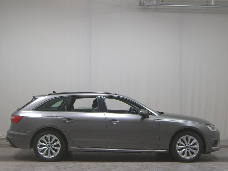Grau Gebraucht 2022 Audi A4 Advanced Kombi | 15.150 € (Guter Preis) - Bild 1/4