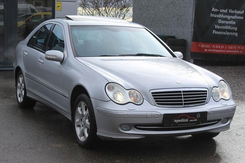 Gebraucht Mercedes C320 Avantgarde 218 PS (160 kW) 2003 Silber Limousine