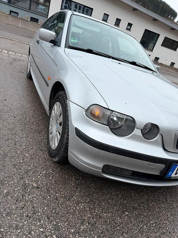 Gebraucht BMW 316 Compact 116 PS (85 kW) 2004 Silber Kleinwagen