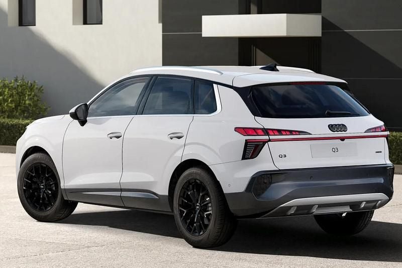 Neu Audi Q3 Ambiente 204 PS (150 kW) 2026 Arkonaweiß SUV