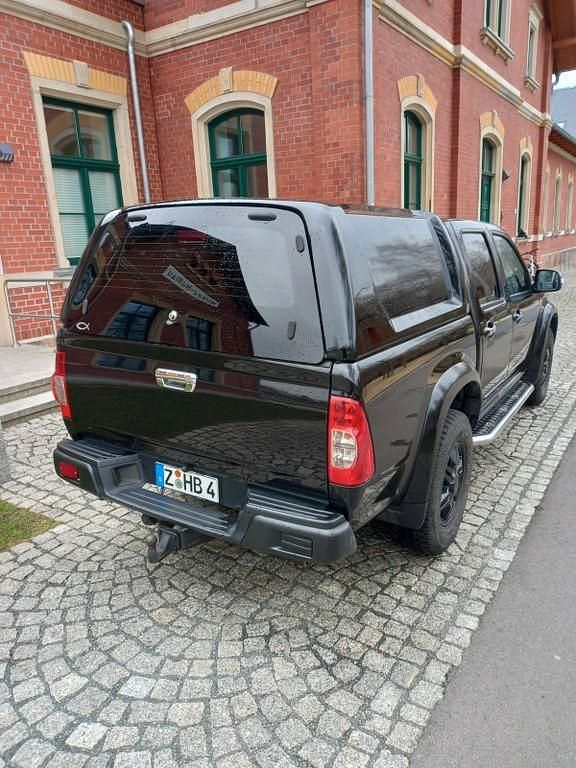 Gebraucht Isuzu D-Max 150 PS (110 kW) 2011 Schwarz Pickup