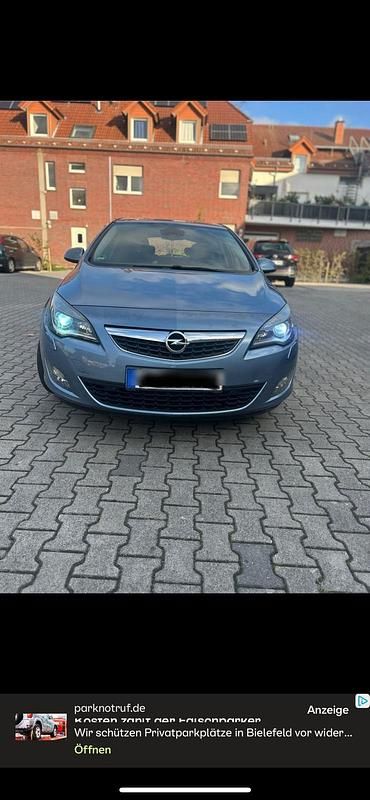 Gebraucht 2010 Opel Astra Limousine | 3.100 € (Fairer Preis) - Bild 1/4