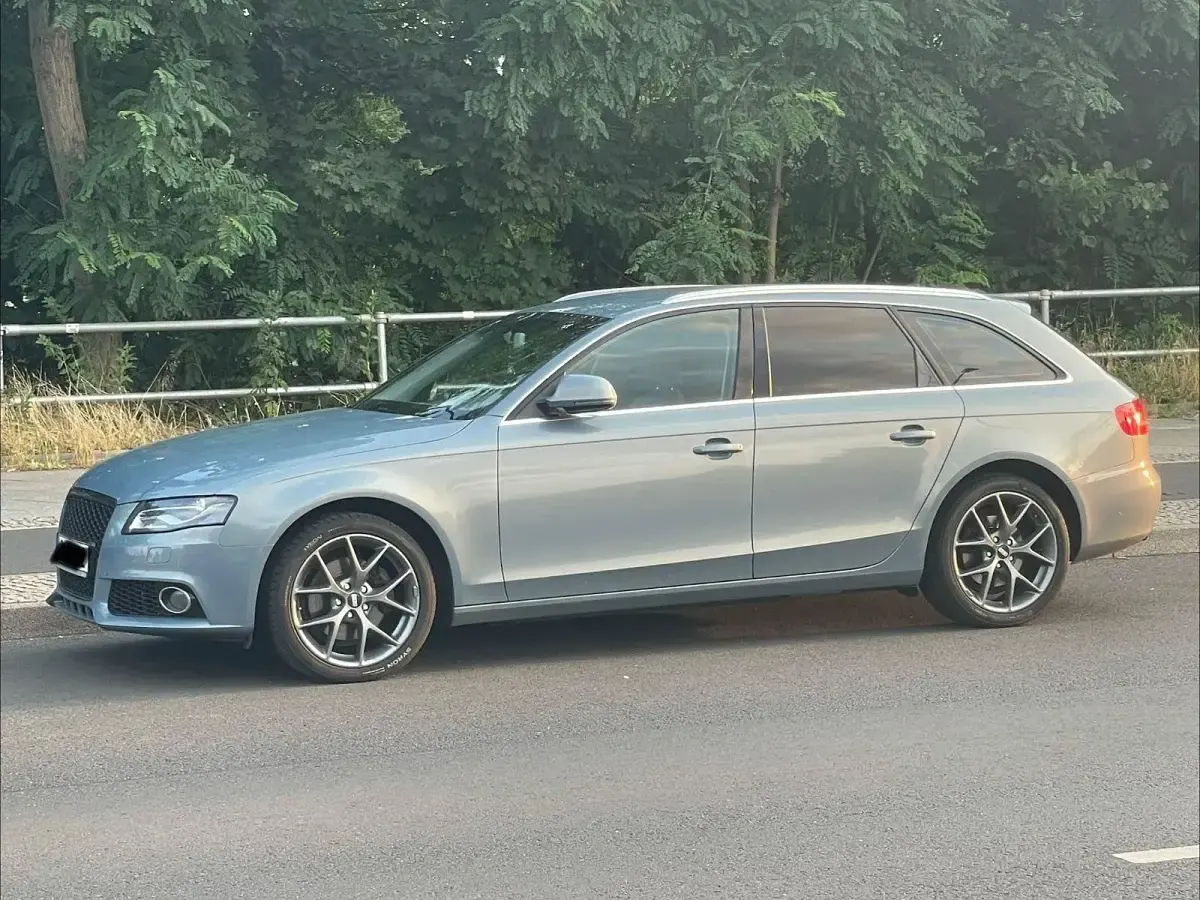 Gebraucht Audi A4 Ambiente 160 PS (117 kW) 2009 Kombi