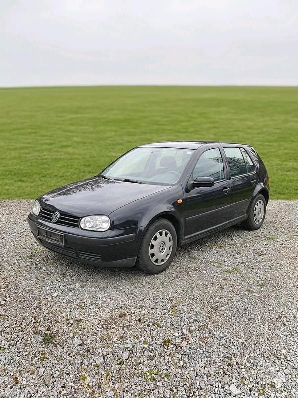 Gebraucht VW Golf IV 101 PS (74 kW) 1998 Schwarz Kleinwagen