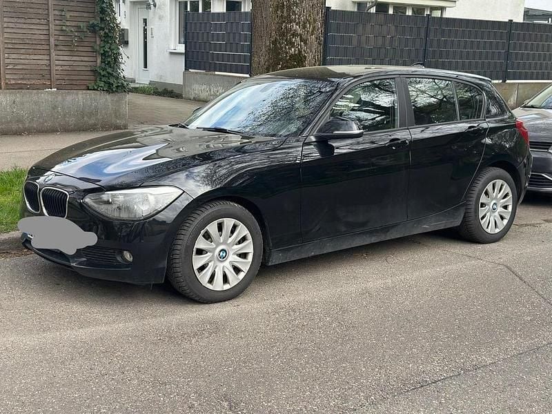 Second-hand BMW 116 116 CP (85 kW) 2012 Negru Hatchback