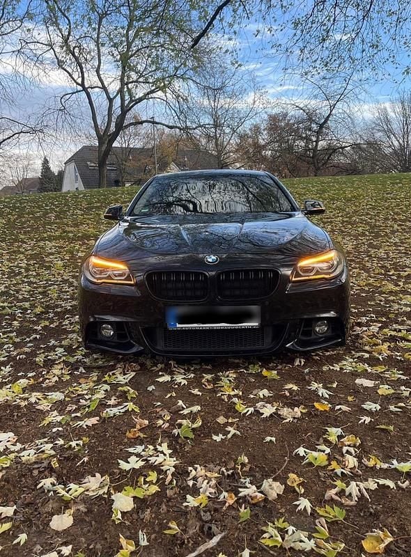 Gebraucht BMW 530 M Sport 258 PS (189 kW) 2015 Schwarz Limousine