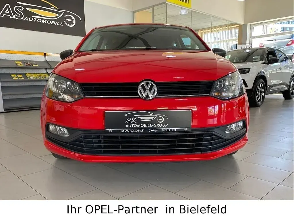 Gebraucht VW Polo Trendline 60 PS (44 kW) 2014 Flashrot Kleinwagen