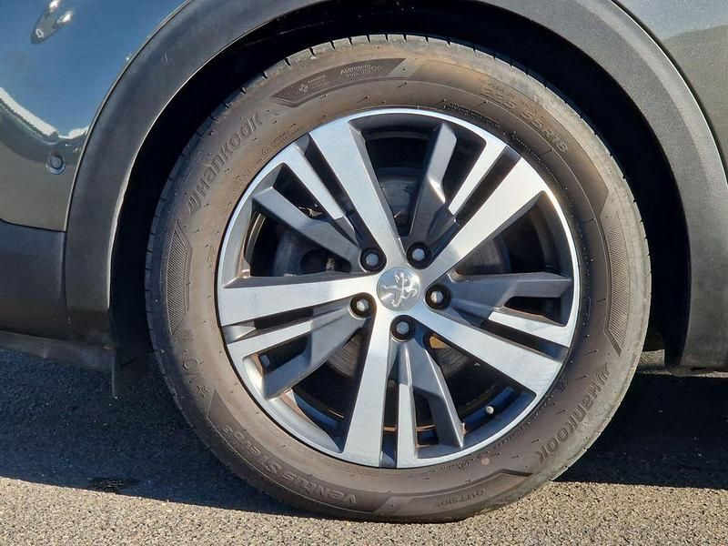 Gebraucht Peugeot 3008 Allure 150 PS (110 kW) 2017 Grau SUV