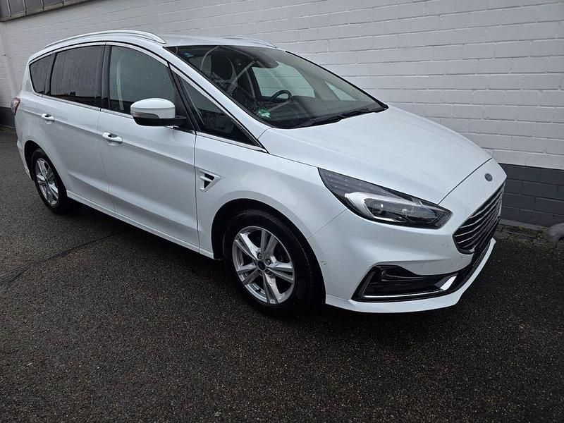 Weiß Gebraucht 2020 Ford S-MAX S Van / Kleinbus | 13.250 € (Superpreis) - Bild 1/4