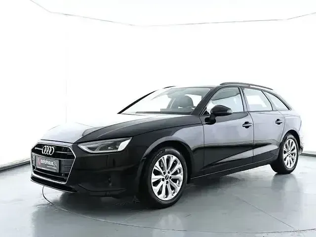 Gebraucht Audi A4 Basis 163 PS (119 kW) 2022 Schwarz Kombi