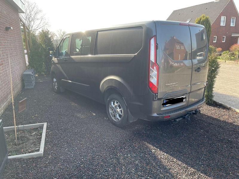 Usata Ford Transit Custom 131 CV (96 kW) 2018 Grigio Monovolume