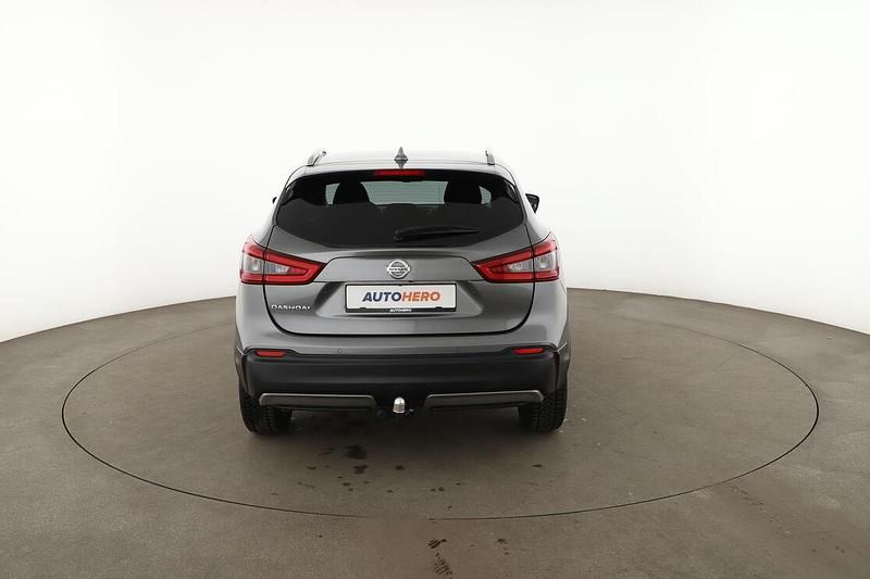 Gebraucht Nissan Qashqai N-Connecta 159 PS (116 kW) 2019 Grau SUV
