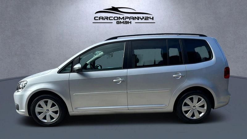 Gebraucht VW Touran 105 PS (77 kW) 2012 Silber Van / Kleinbus