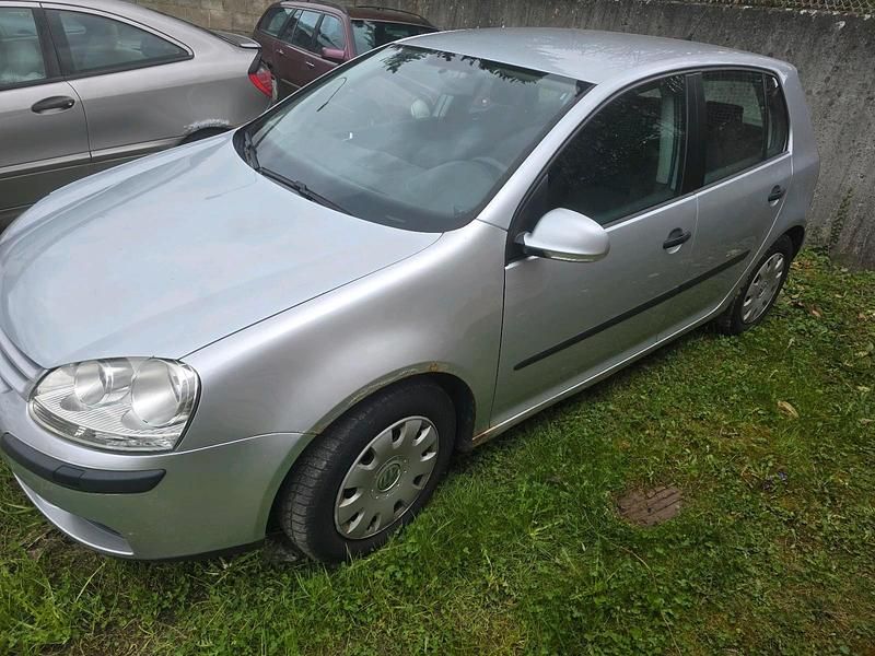 Gebraucht VW Golf V 102 PS (75 kW) 2005 Kleinwagen