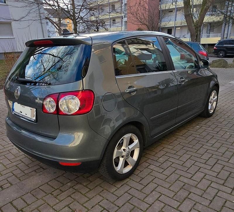Grau Gebraucht 2008 VW Golf Plus Cross Highline Van / Kleinbus | 5.700 € (Guter Preis) - Bild 1/4