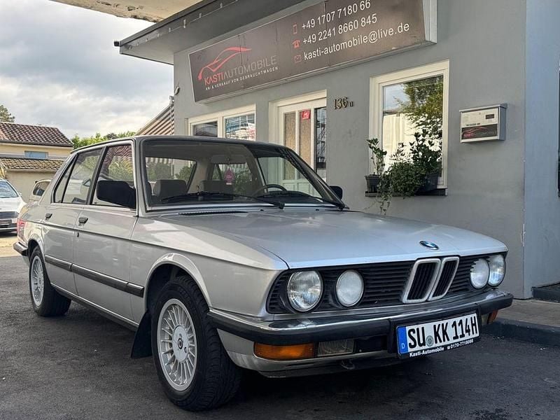 Silber Gebraucht 1983 BMW 518 Limousine | 4.950 € - Bild 1/4