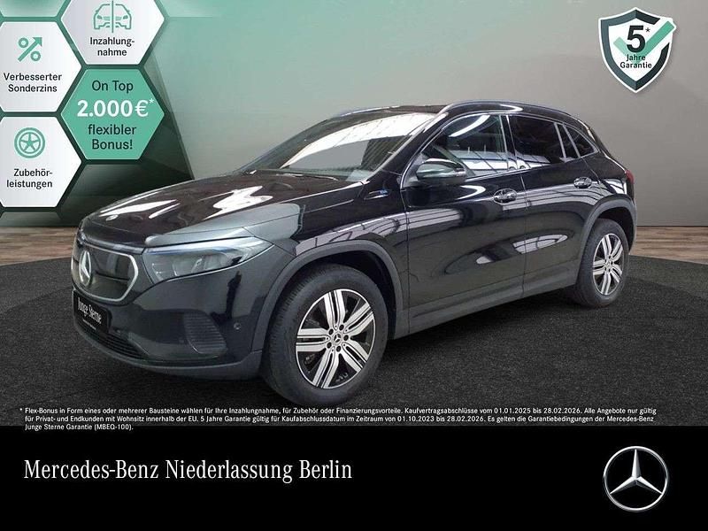 Kosmosschwarz Gebraucht 2021 Mercedes EQA250 Electric Art SUV | 31.890 € (Fairer Preis) - Bild 1/3