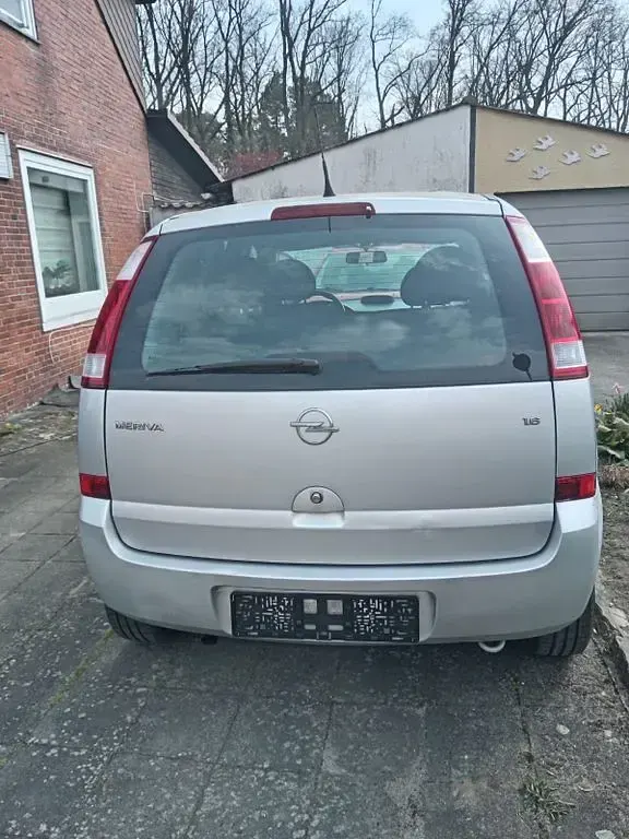 Gebraucht Opel Meriva Cosmo 101 PS (74 kW) 2004 Silber Van / Kleinbus