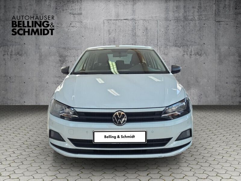 Gebraucht VW Polo Trendline 80 PS (58 kW) 2021 Pure white Limousine