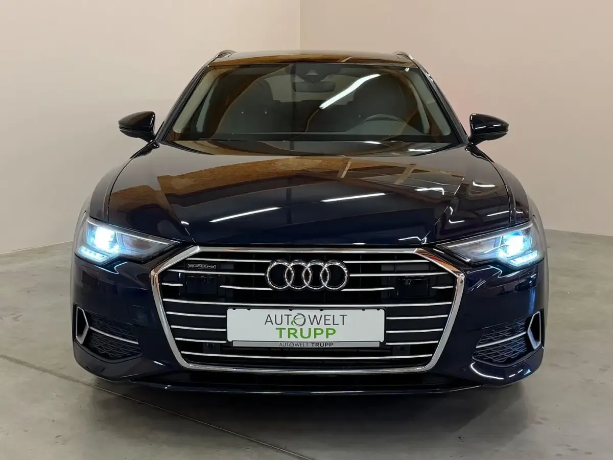 Gebraucht Audi A6 Sport 265 PS (194 kW) 2023 Blau Kombi
