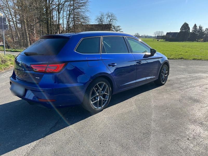 Second-hand Seat Leon ST 131 CP (96 kW) 2019 Albastru Break